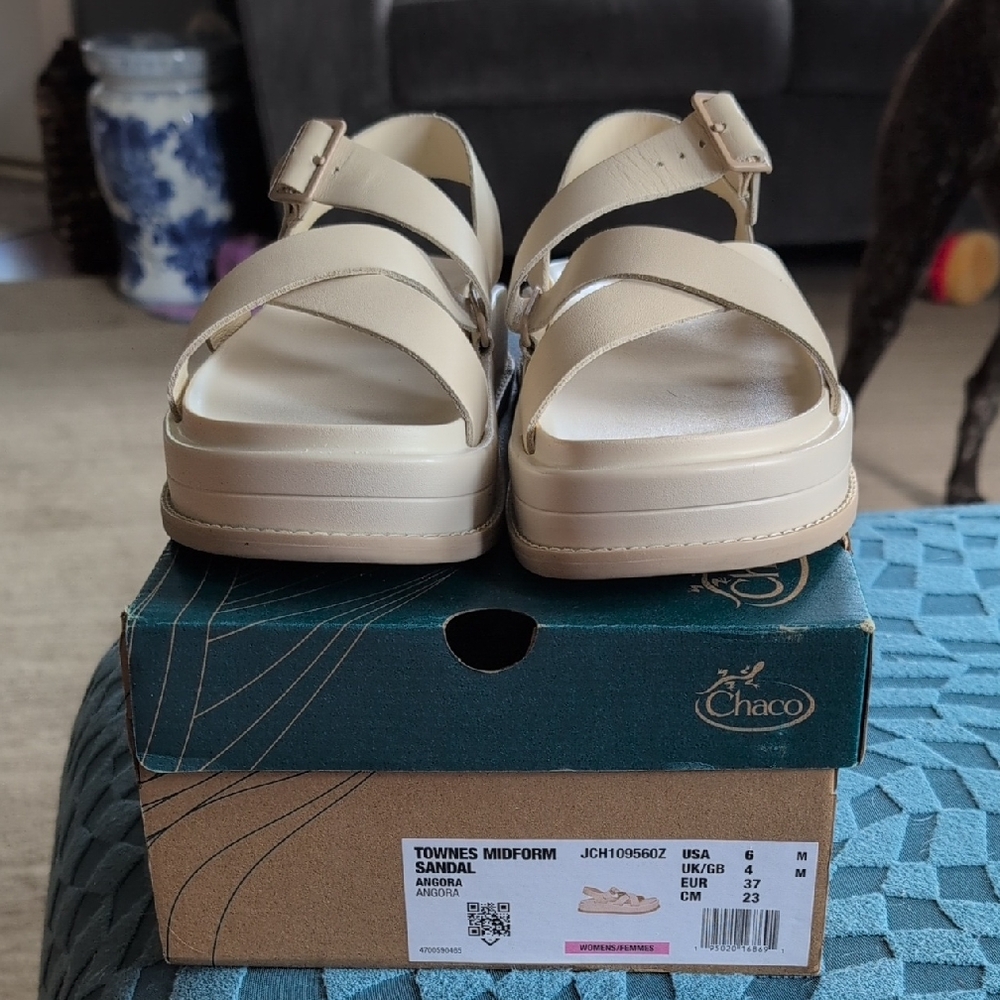 Chaco Women's Townes Midform Sandals 6